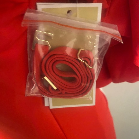 MICHAEL KORS MK cruise collection. NWT
SZ 6 - Picture 4 of 5